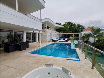 Casa campestre en venta en condominio - Dapa Yumbo Cali Valle Colombia