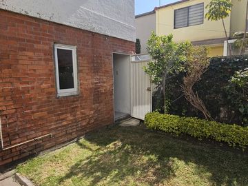 Casa 154m2 de 3 recamaras en Arboledas Vergel