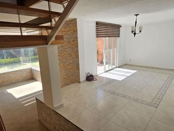 Casa 154m2 de 3 recamaras en Arboledas Vergel