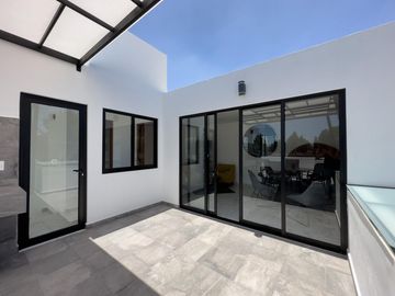 CASAS EN VENTA EN FRACCIONAMIENTO CORTIJO DE ZAVALETA, ZONA CALZADA ZAVALETA Y RECTA A CHOLULA