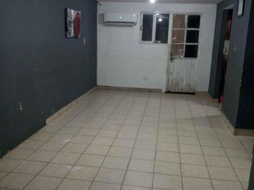 CASA EN VENTA  FRACC. VILLAS LAS DE LAS FLORES ALTAMIRA,TAMPS