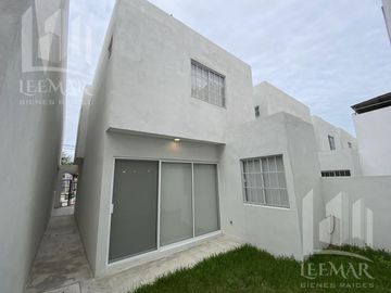 CASAS NUEVAS EN FRACC. FLORESTA DE 3 RECAMARAS