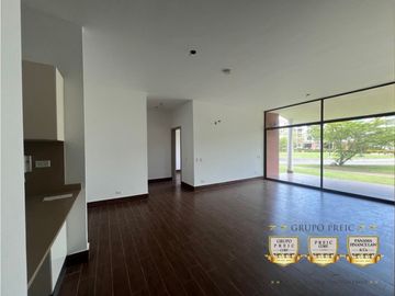 Venta de Apartamento Nuevo 125 mts2 en Costa Sur PH Costamare.