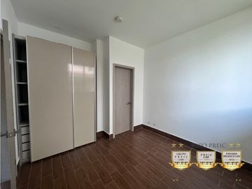 Venta de Apartamento Nuevo 125 mts2 en Costa Sur PH Costamare.