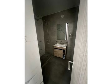 Oportunidad a estrenar dpto a pasos peatonal un.dorm  cochera