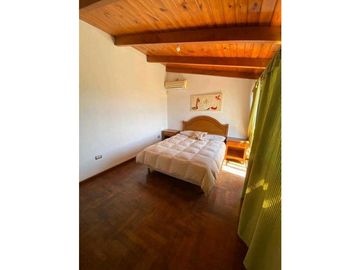 VENDE HERMOSA CASA EN VILLA CARLOS PAZ ‼ exclusiva con vista lago