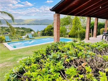 VENDE HERMOSA CASA EN VILLA CARLOS PAZ ‼ exclusiva con vista lago