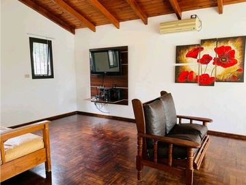 VENDE HERMOSA CASA EN VILLA CARLOS PAZ ‼ exclusiva con vista lago