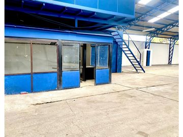 Venta de Nave Industrial, Comercial o Logítica en Cuenca 2510m²