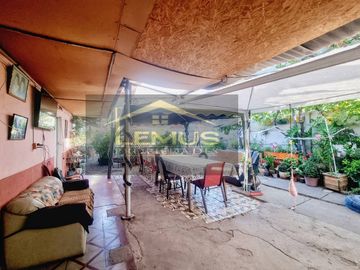 SE VENDE CASA CON AMPLIO TERRENO EN SECTOR DE CENTENARIO, LOS ANDES