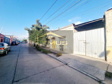 SE VENDE CASA CON AMPLIO TERRENO EN SECTOR DE CENTENARIO, LOS ANDES