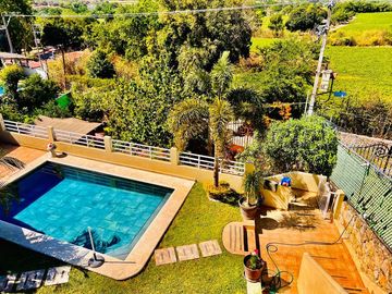 CASA EN VENTA MORELOS CON ALBERCA ESCRITURADA, AMUEBLADA, INFONAVIT JOJUTLA, TEQUESQUITENGO, RENTA VACACIONAL