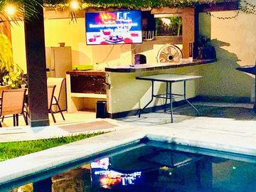 CASA EN VENTA MORELOS CON ALBERCA ESCRITURADA, AMUEBLADA, INFONAVIT JOJUTLA, TEQUESQUITENGO, RENTA VACACIONAL