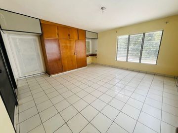 CASA COLONIA GUADALUPE