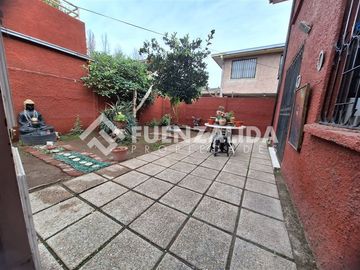 Casa en Venta en Av. Silva Carvallo