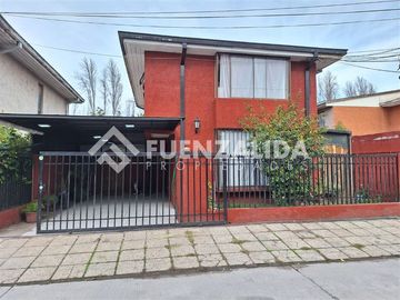 Casa en Venta en Av. Silva Carvallo