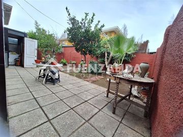 Casa en Venta en Av. Silva Carvallo