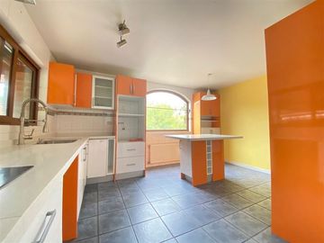 Casa en Venta en Condominio Pie del Mauco