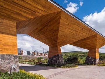 Venta de Casa en Querétaro, Altozano el Nuevo Querétaro, Moderna, Club Deportivo