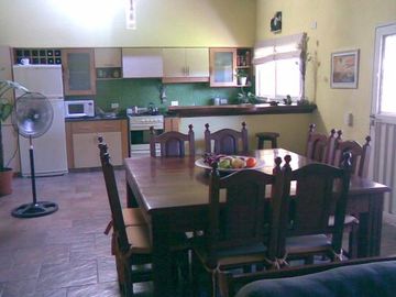 GONZALEZ.PROP.VENDE CHALE TUCUMAN AL 2600 QUILMES