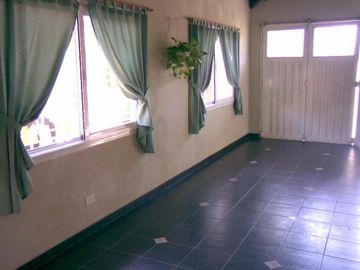 GONZALEZ.PROP.VENDE CHALE TUCUMAN AL 2600 QUILMES