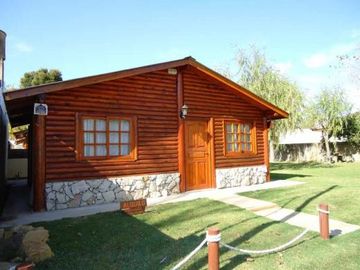 Chalet tipo cabañas