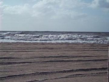 MAR AZUL- Lote de 600 m2- APTO MULTIFAMILIAR-