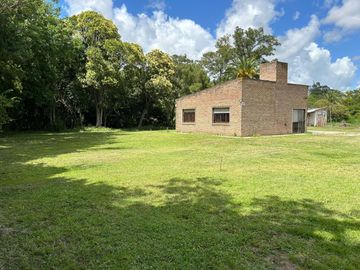 Excelente casa quinta de 1,5 Ha