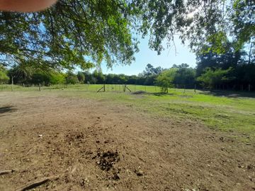Excelente casa quinta de 1,5 Ha