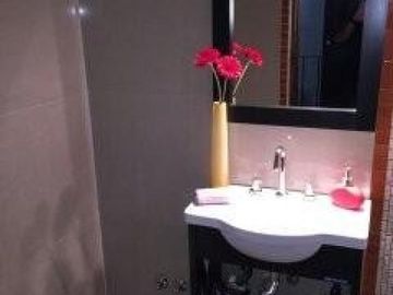 VENDO - ITUZAINGO NORTE CENTRO- CHALET DE 5 AMB.