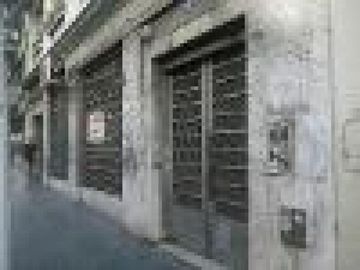local comercial,salida 2 calles,zona cèntrica, excelente