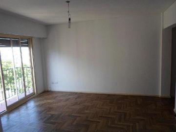 3amb,excelente ubicaciòn,lateral,luminoso,buna disposiciòn,