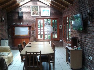 Chalet 5 ambientes Constitucion