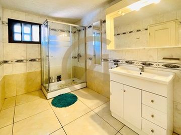 Casa en venta Villa Santa Carolina Macul