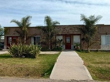 Casa en venta - 3 dormitorios 2 baños - 145mts2 - Countries/B.Cerrado (Escobar)