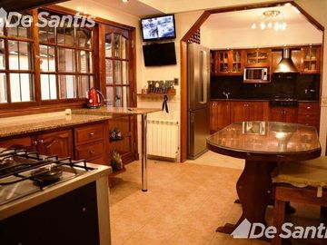 Magnífico chalet 6 ambientes - Impecable estado - Colinas de P. Ramos