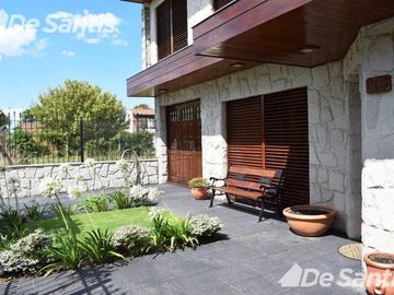 Magnífico chalet 6 ambientes - Impecable estado - Colinas de P. Ramos