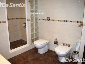 Magnífico chalet 6 ambientes - Impecable estado - Colinas de P. Ramos