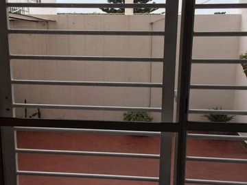 Departamento en venta - 2 Dormitorios 1 Baño - 84Mts2 - Bernal Oeste