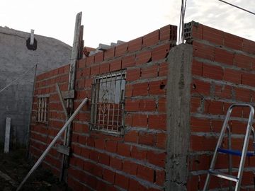 Casa en venta - 3 dormitorios 2 baños - 525mts2 - San Bernardo Del Tuyu