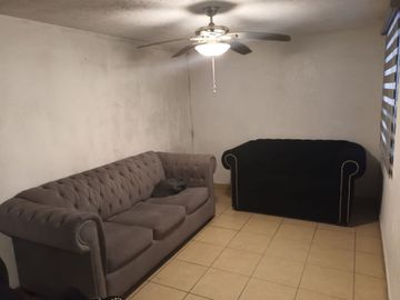 Casa en Venta en Jardines de Andalucía en Guadalupe, N.L.