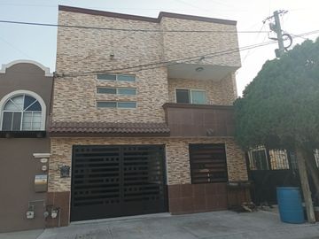 Casa en Venta en Jardines de Andalucía en Guadalupe, N.L.