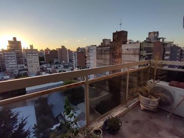 JUAN MANUEL DE ROSAS 1255 - CON BALCÓN