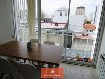 VENTA Departamento  2 amb c/   cochera y baulera. Plaza Mitre!