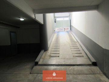 VENTA Departamento  2 amb c/   cochera y baulera. Plaza Mitre!