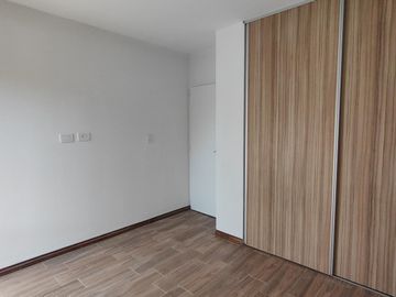 Venta  Duplex 1 dormitorio de pasillo con terraza privada EN POZO - Arroyito, Rosario