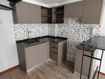 Venta  Duplex 1 dormitorio de pasillo con terraza privada EN POZO - Arroyito, Rosario