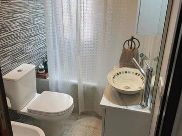Departamento venta 2 dormitorios 2 baños  1 cochera y patio 72 mts 2  - Canning