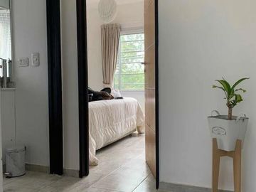 Departamento venta 2 dormitorios 2 baños  1 cochera y patio 72 mts 2  - Canning