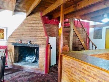 3 CASAS CON VISTA AL ARROYO Y A 200 METROS  DEL MAR